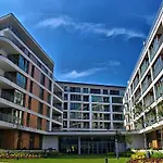 Angel Plaza